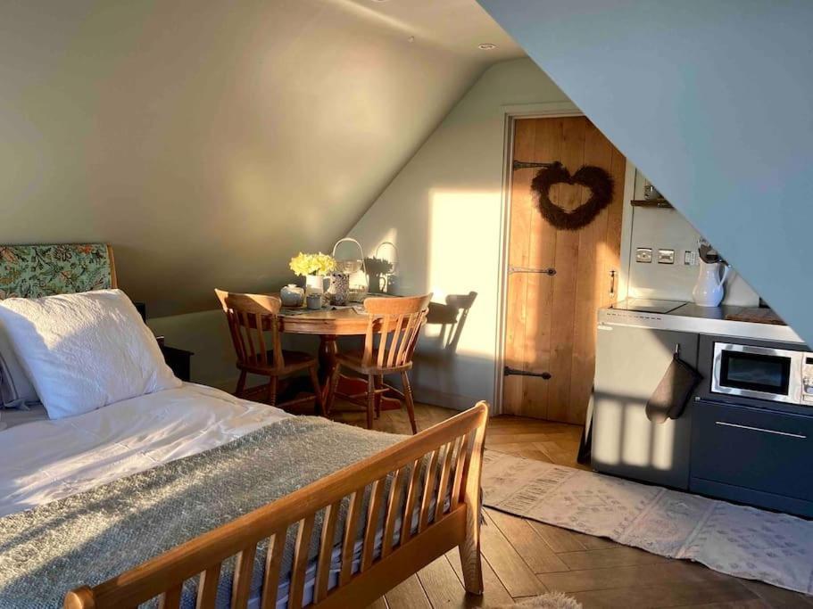 The Nest 'mini Suite' Apartment